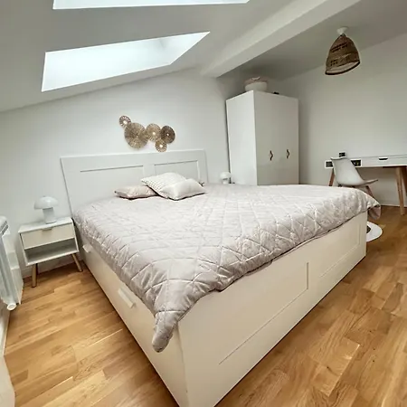 Modern Flat In Iconic Location Apartman *