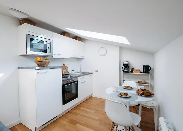 Modern Flat In Iconic Location 公寓